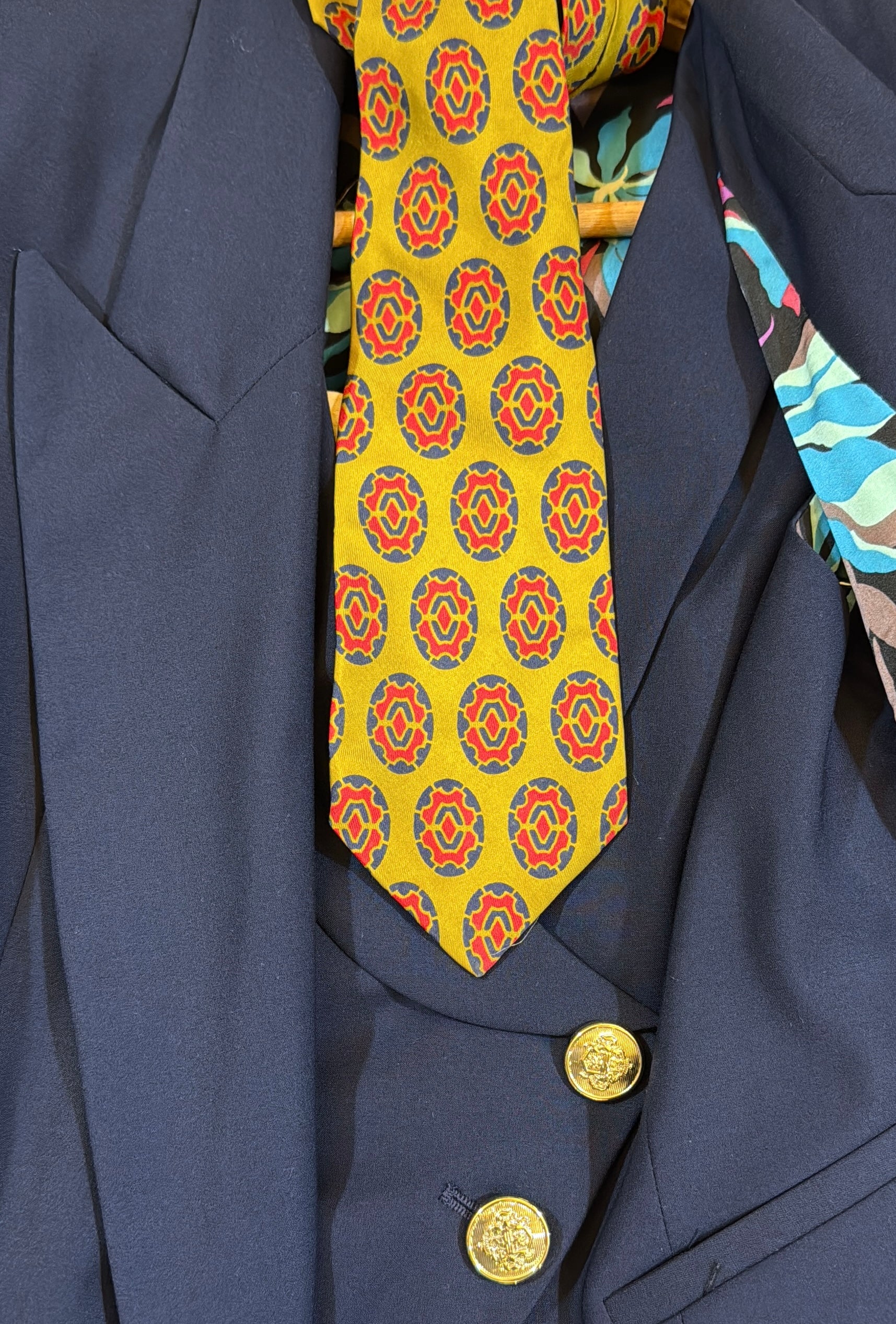 Cravatta ocra blue e rossa