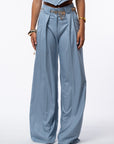 Tailleur tre pezzi gessato azzurro