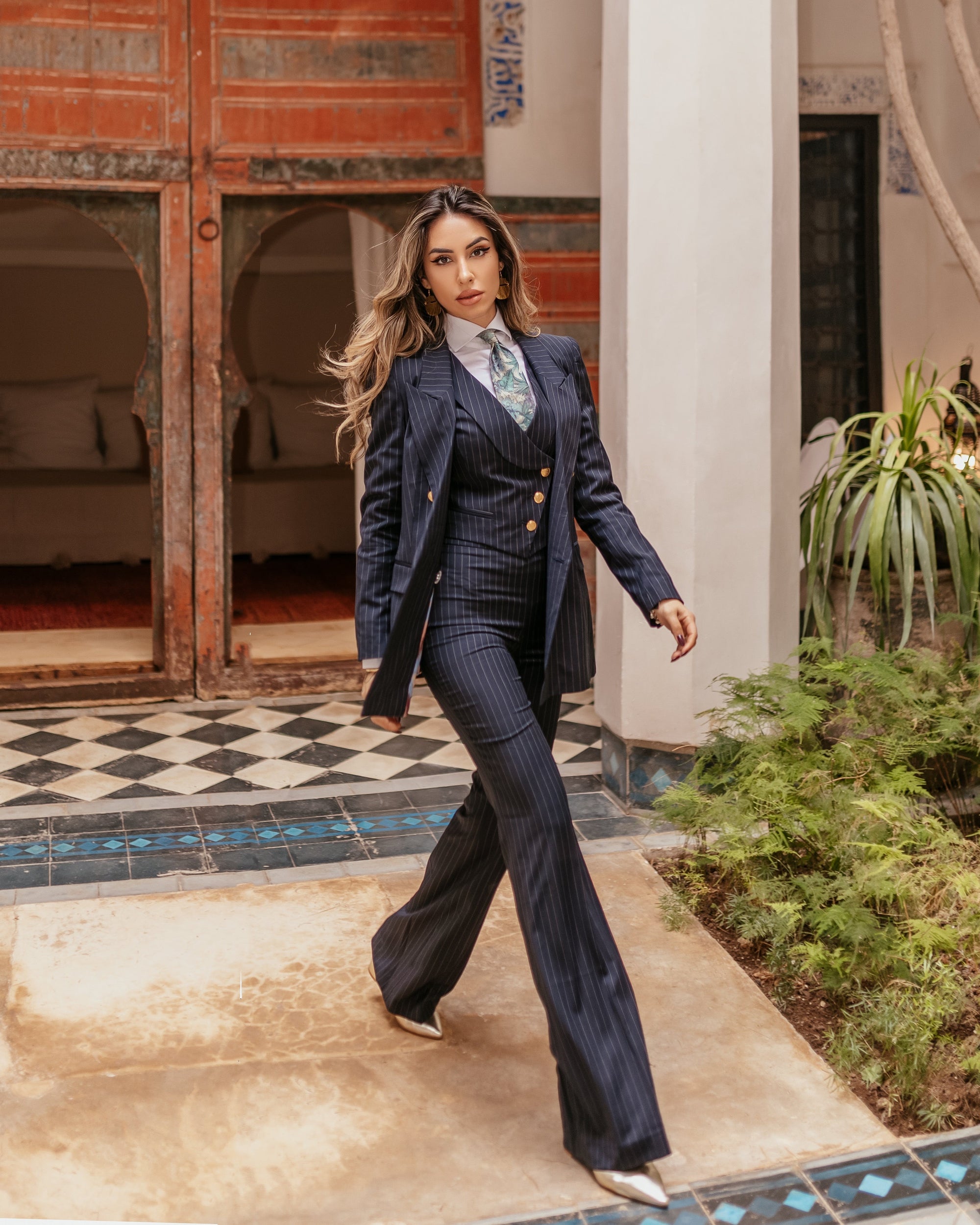 Solo tg 38-40 in PRE ORDER Tailleur tre pezzi Classic gessato blu