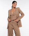 Tailleur tre pezzi lino gessato nocciola