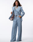 Tailleur tre pezzi gessato azzurro