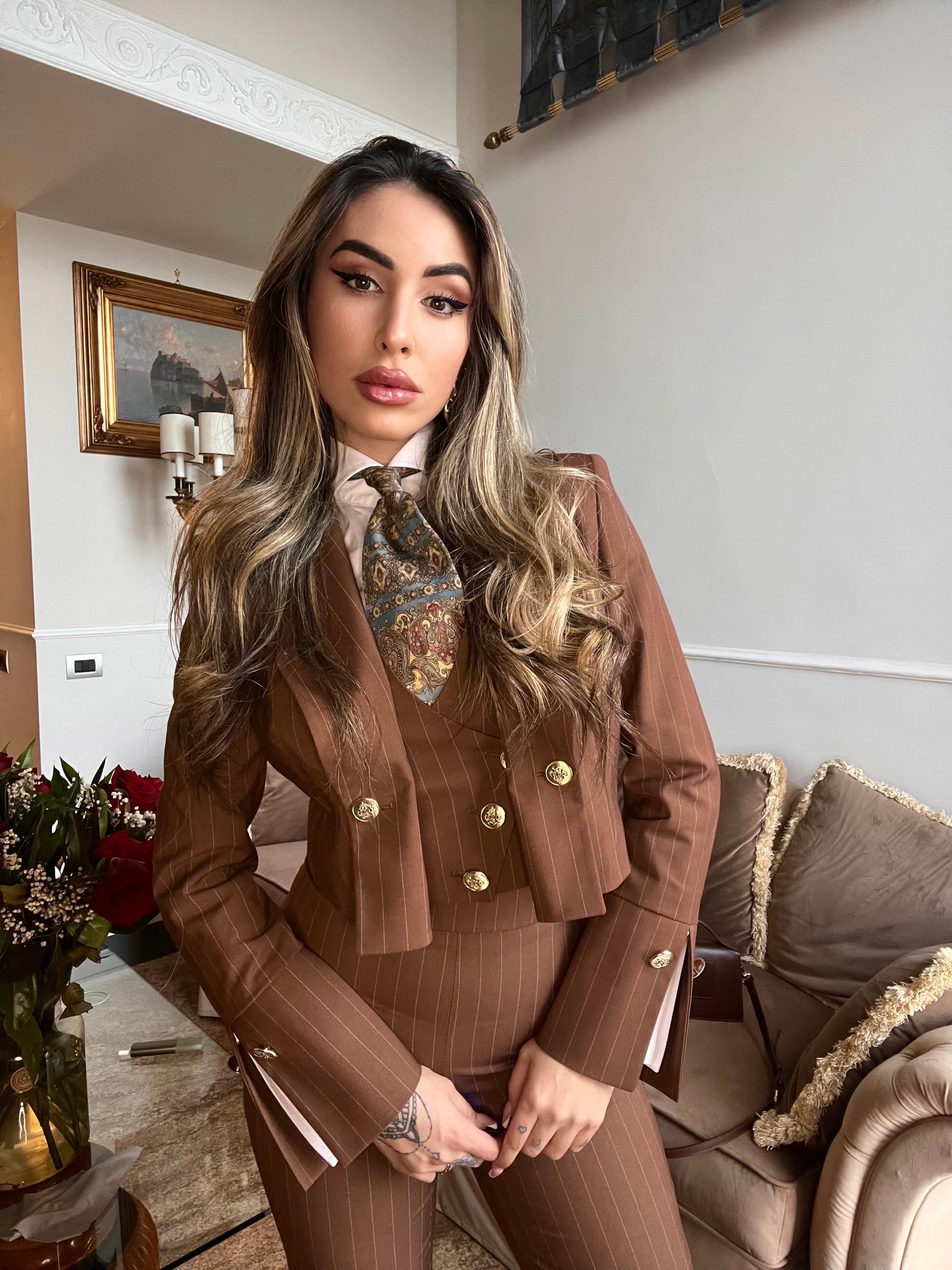 Tailleur tre pezzi Jolie gessato cacao